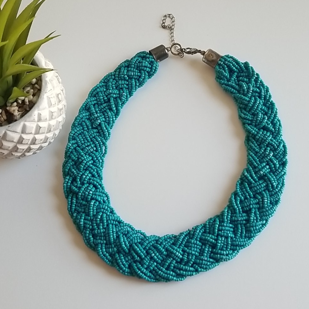 Beaded necklace